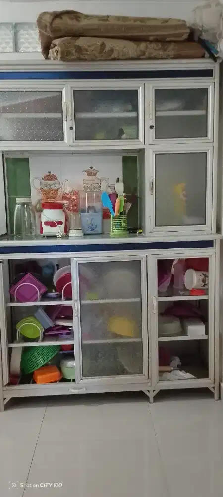 Rak piring 3pintu dan rice box cosmos