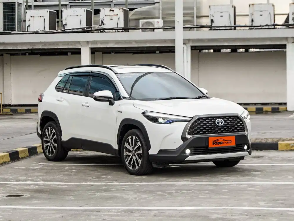 Corolla Cross Hybrid 1.8 AT 2020 pakai 2021