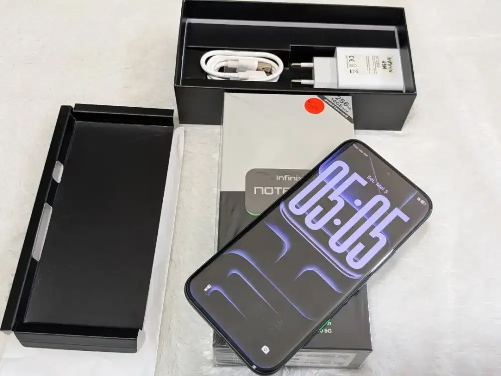 Infinix Note Edge 5G 8/256 Fullset