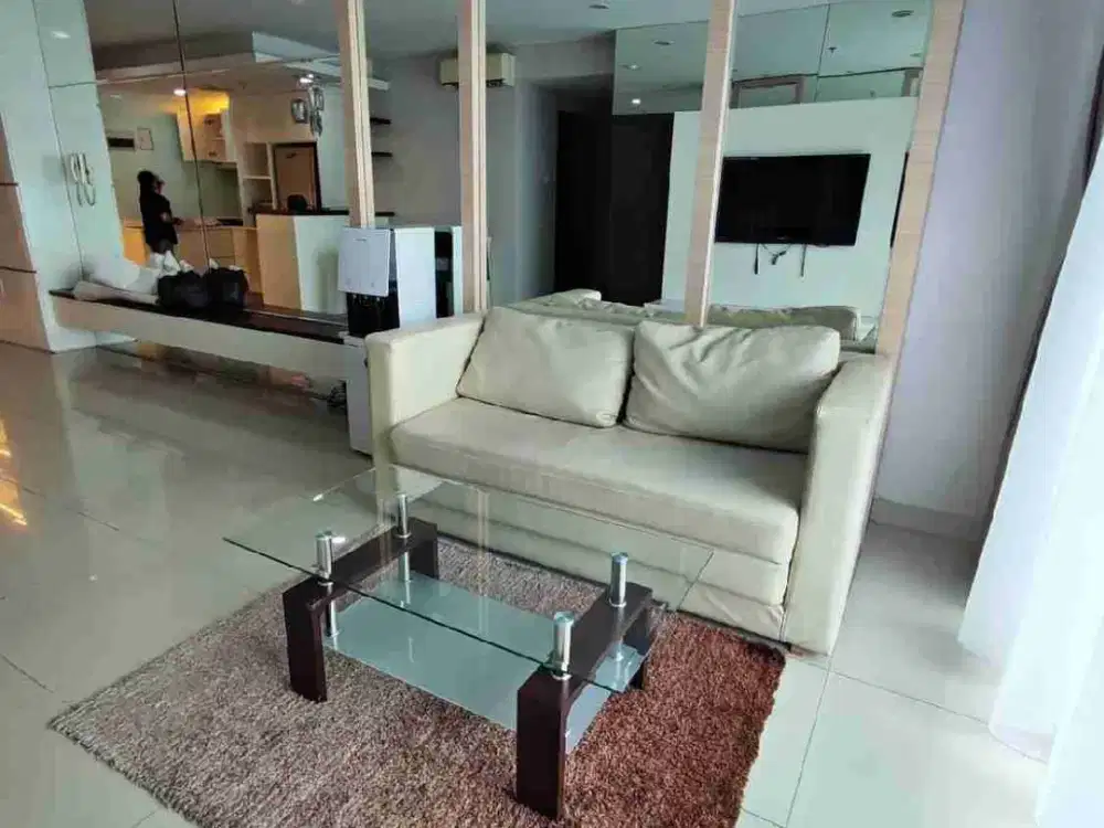 Disewakan unit apartemen central park residence furnished tipe 2br furnished bagus