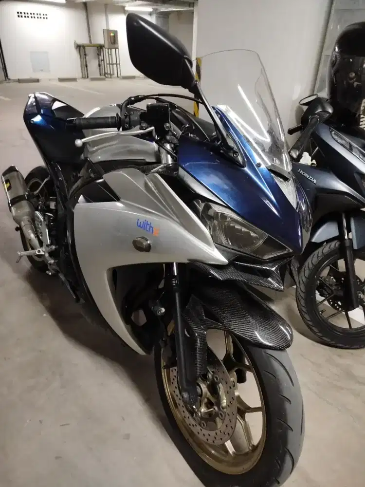 Yamaha R25 2016 lengkap