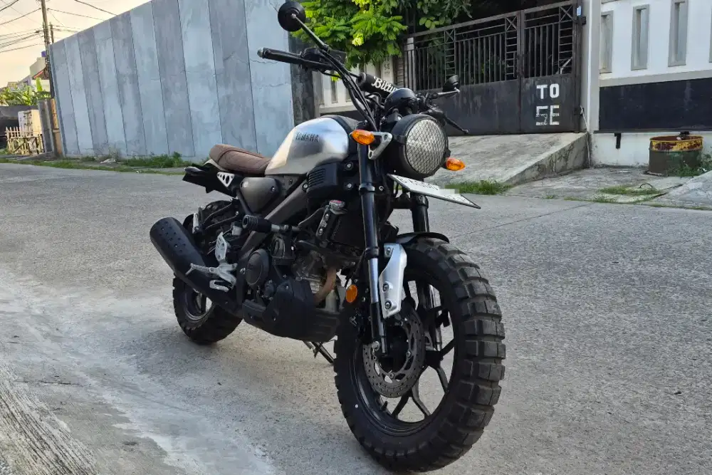 XSR 155 2020 LOW KM