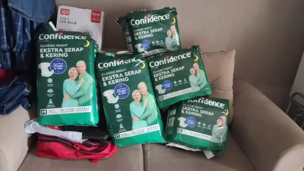 Confidence Pampers dewasa perekat XL