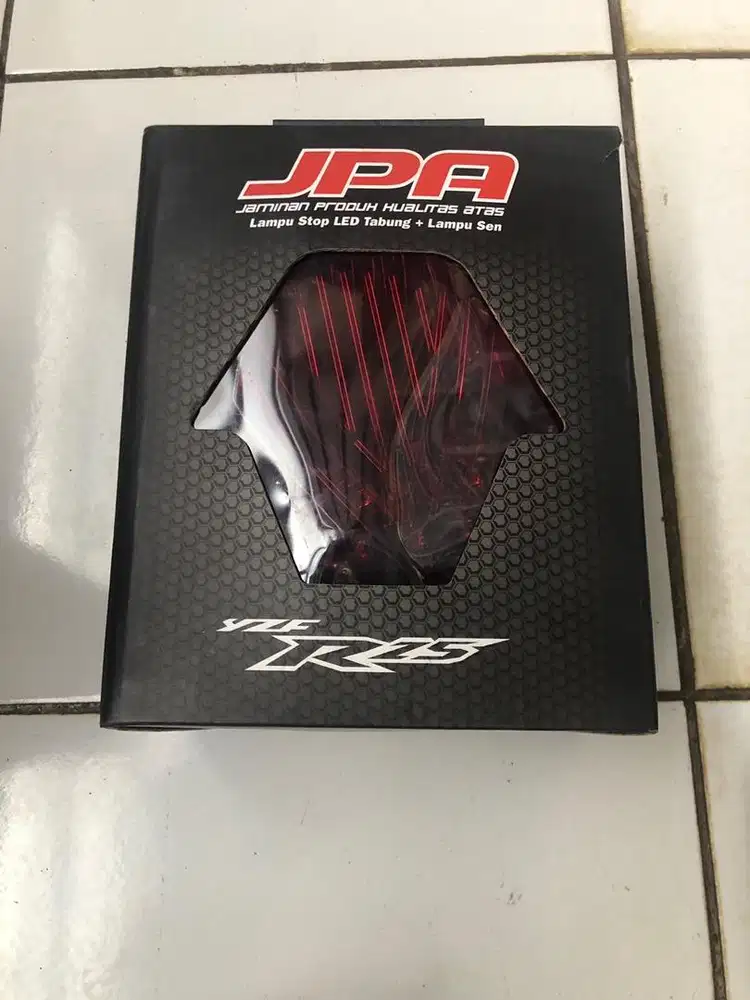 Lampu rem dan lampu sein r25