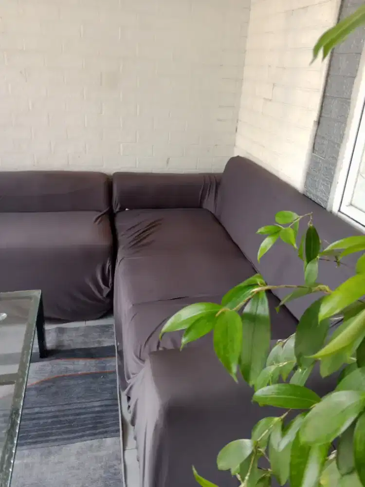Sofa L putus warna abu muda + cover sofa