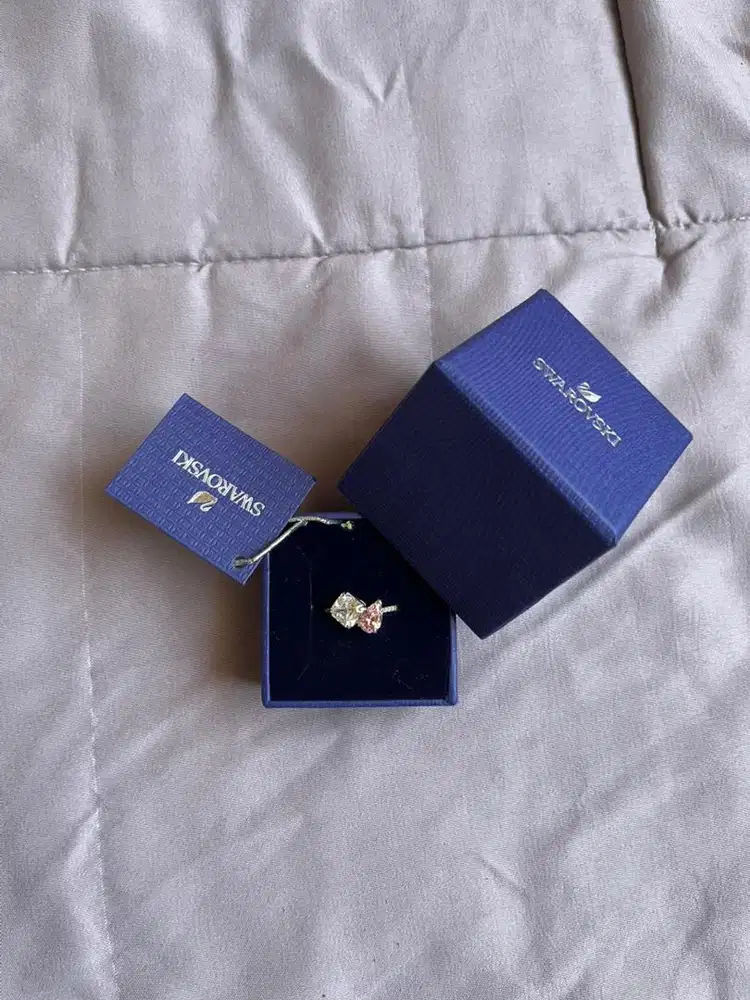 Cincin Swarovski Wanita
