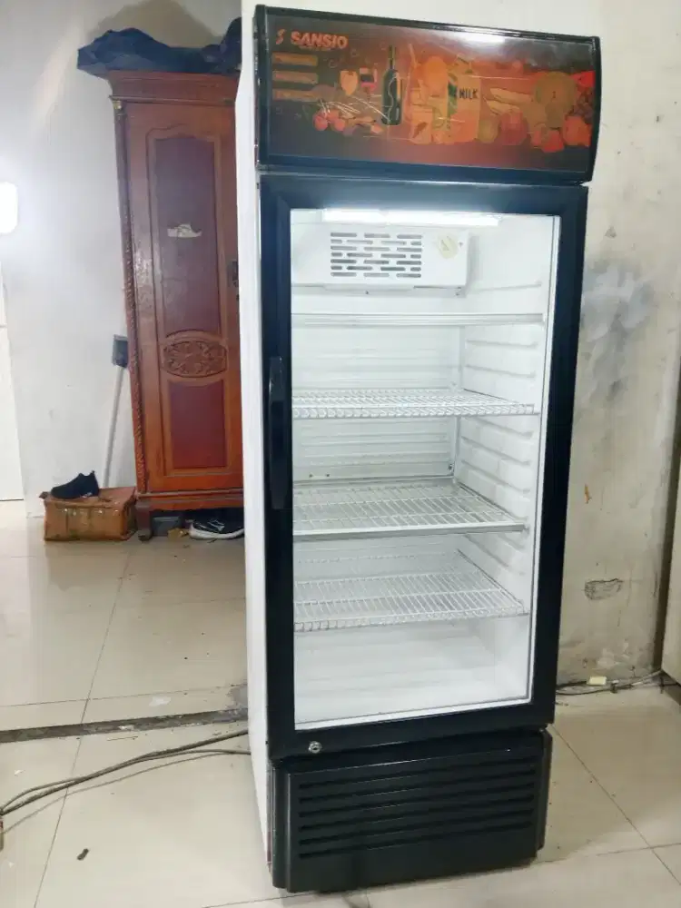 Bismillah dijual showcase