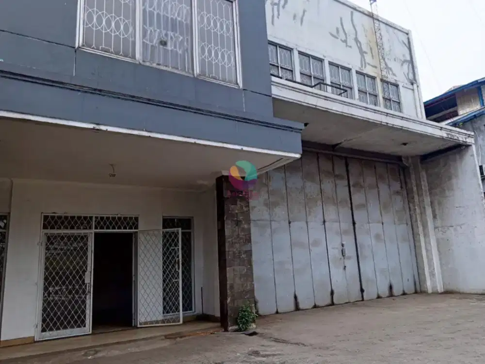 Disewa Gudang 2 Lantai Dilengkapi Dengan Ruang Kantor Di Pinggir Jl. Raya Transyogi Cileungsi