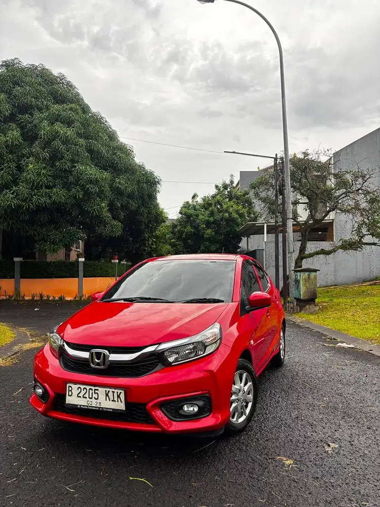 Jual Brio E A/T 2023 Low km Banyak Bonus