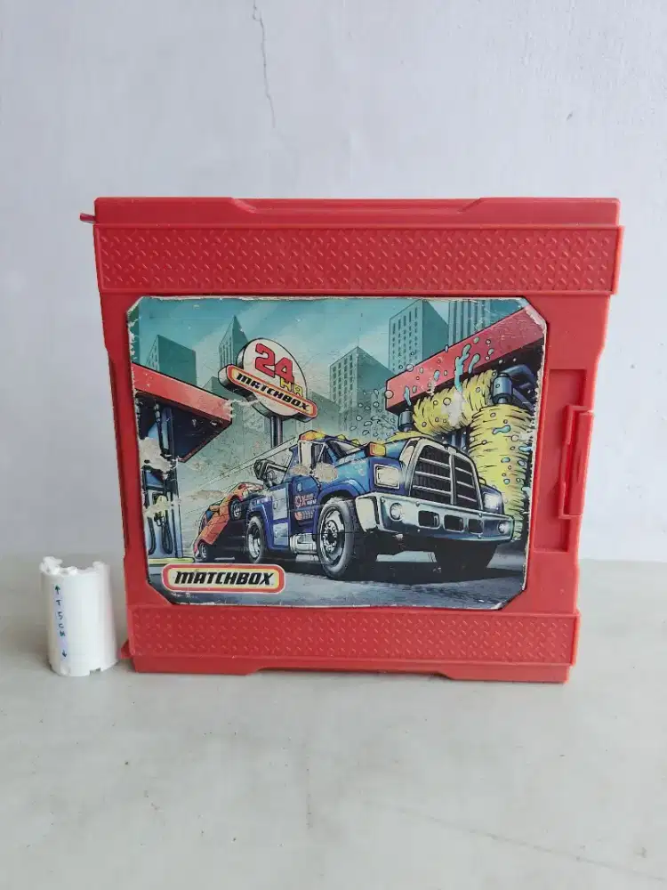 Matchbox 24 Hour Fold & Go Pop-Up Playset Mattel 2005 Merah Diorama