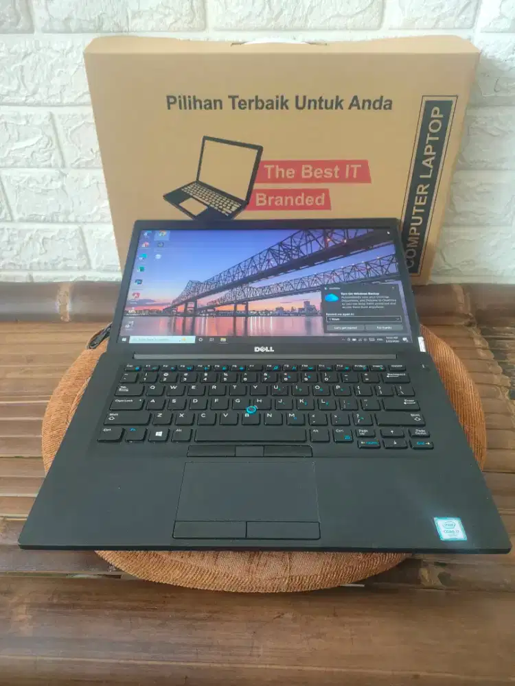 Laptop dell 7480 second built up core i7 mulus dan slim