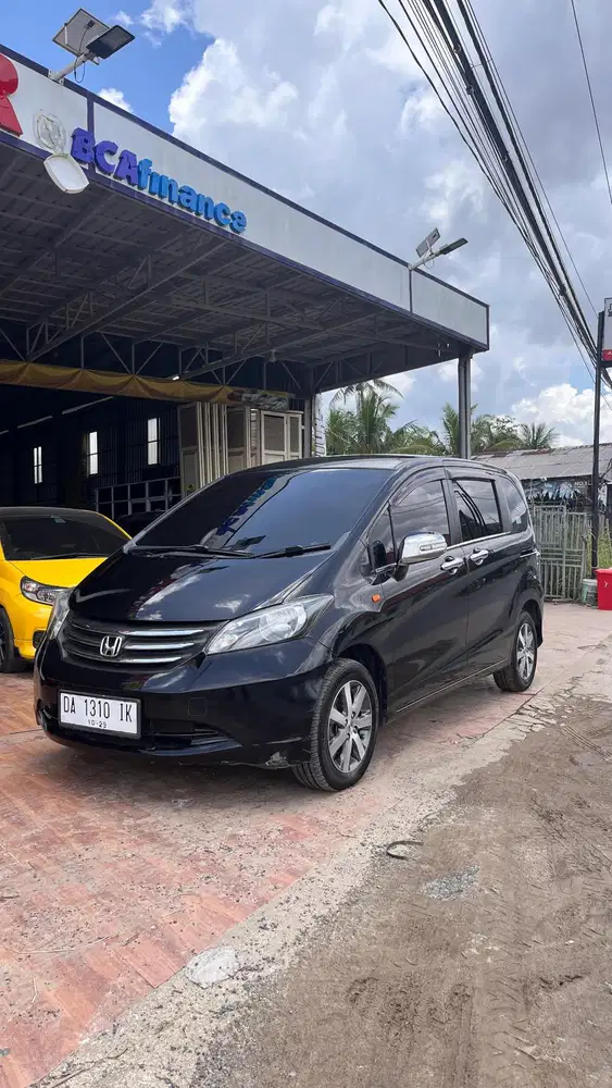 HONDA FREED E PSD 1.5 2009 A/T