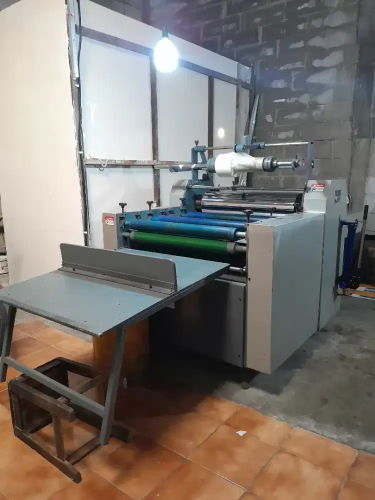 MESIN LAMINASI TERMAL