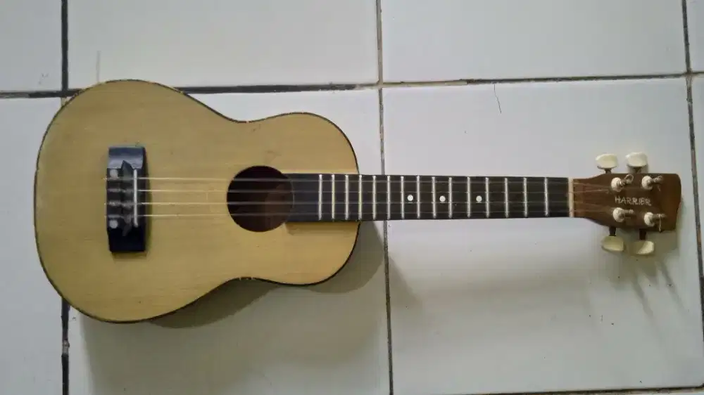 Ukulele Harrier 4 senar