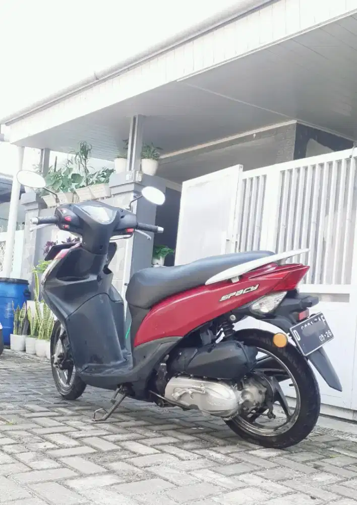 Honda Spacy Karbu 2011 Merah Hitam