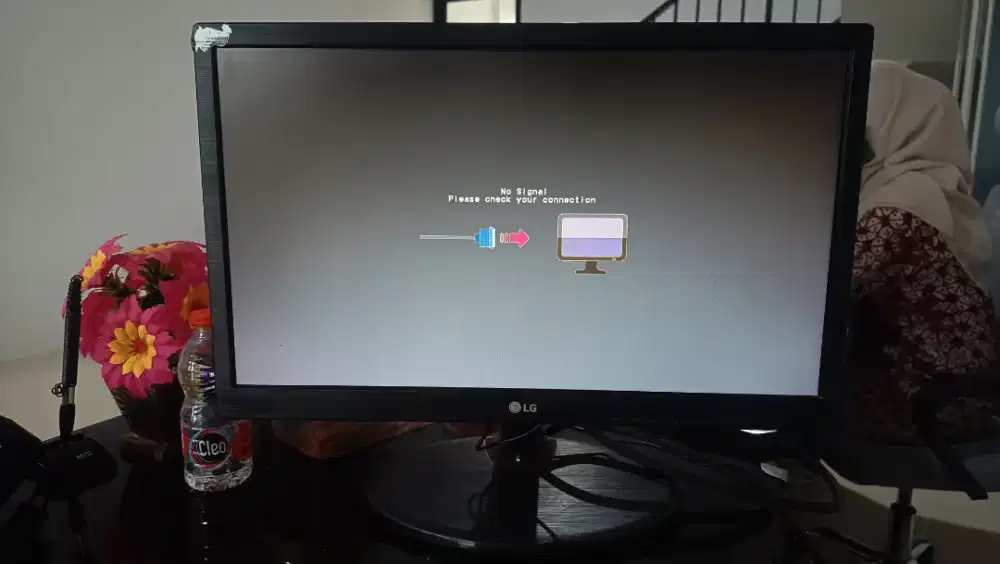 Monitor LED LG 19M38A 19 Inch Normal Mulus - Kelengkapan Siap Pakai