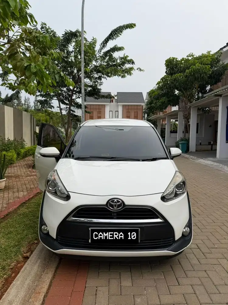 Toyota Sienta G AT 2017 harga cash