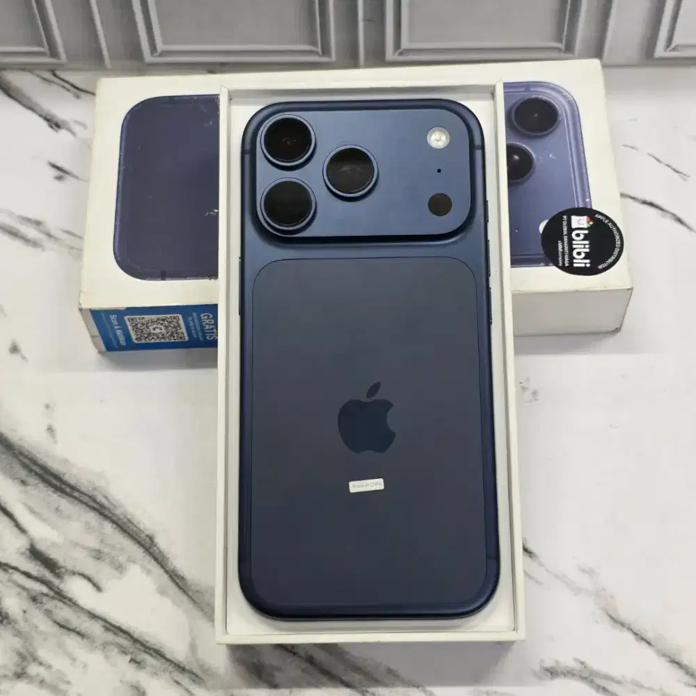 iPhone 17 Pro 256GB Second iBox Deep Blue