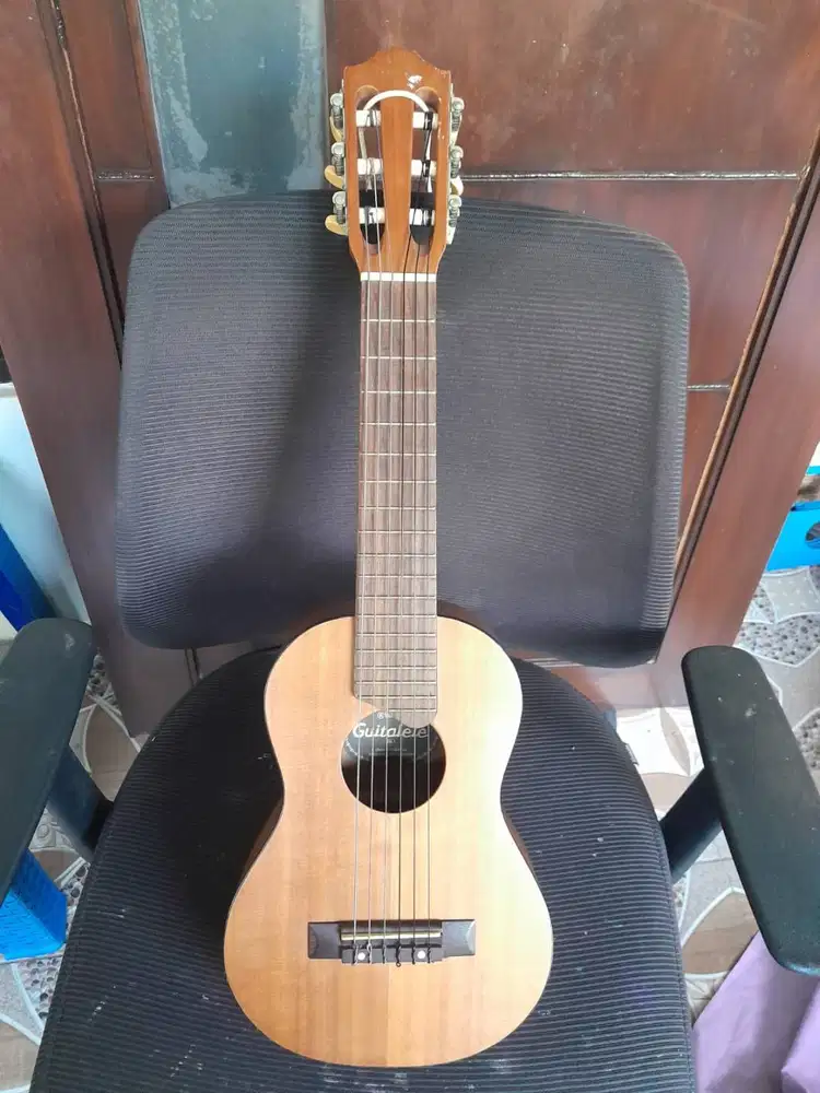JUAL MURAH GUITAR (GUITALELE) ORIGINAL , GITAR DAN UKULELE YAMAHA