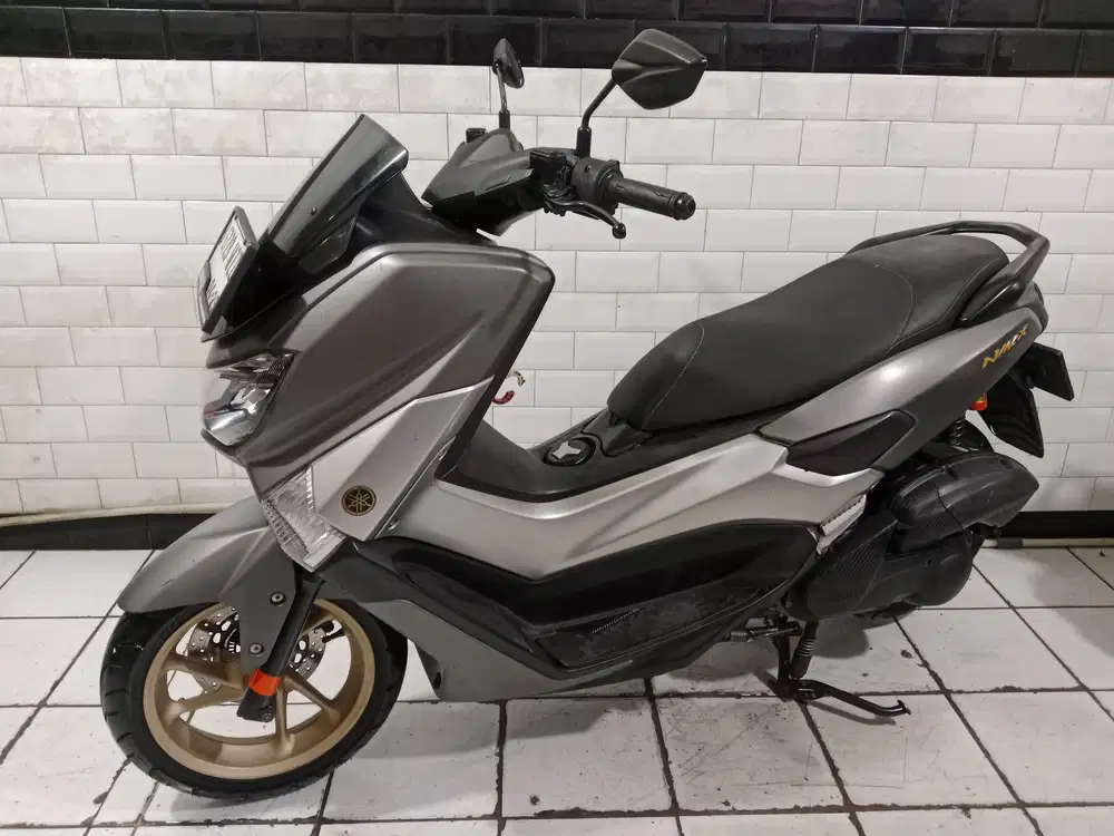 Yamaha nmax old non abs tahun 2018 Surat komplit