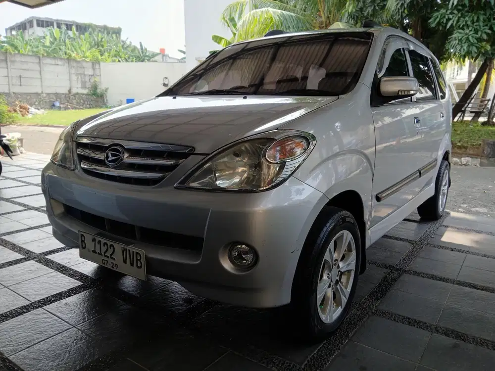 Daihatsu Xenia 2005 Bensin