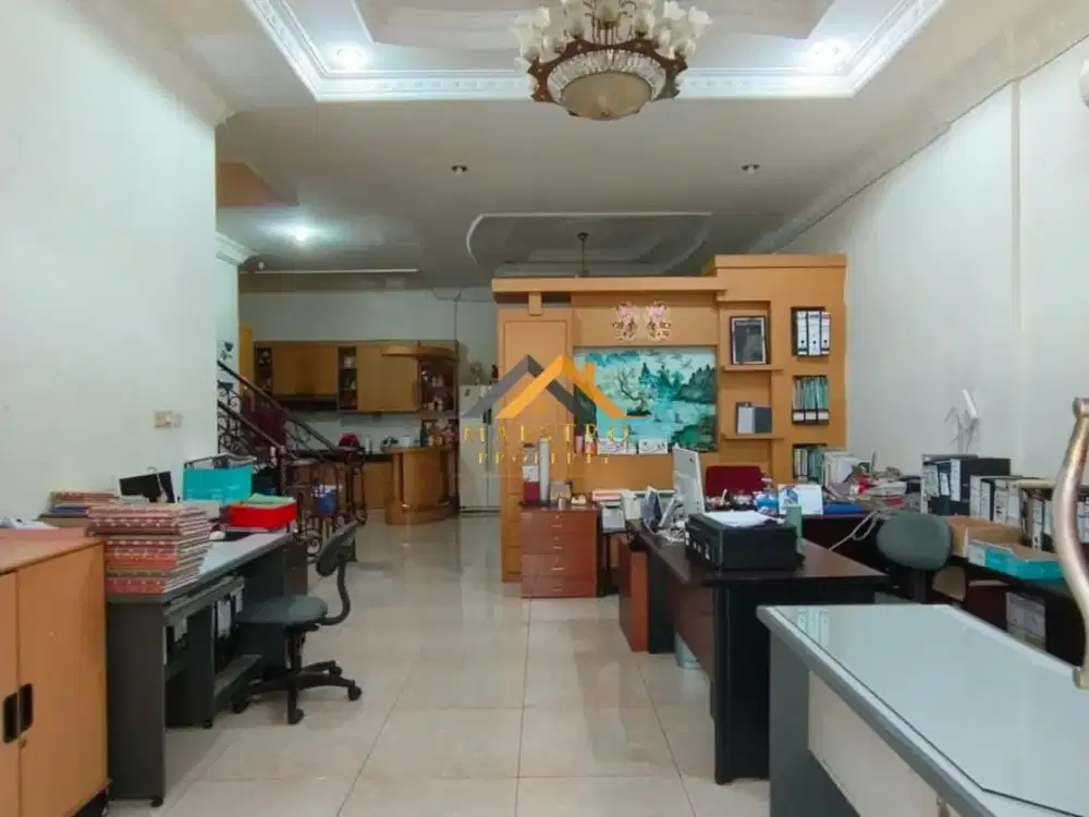 Dijual Rumah 2,5 Tingkat Komplek Cemara Asri Jalan Anggur Medan