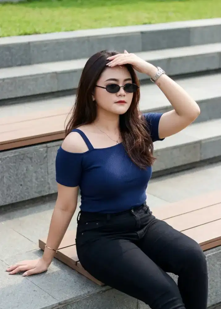 Cari lowongan kerja & bantu borong jualan ATK.