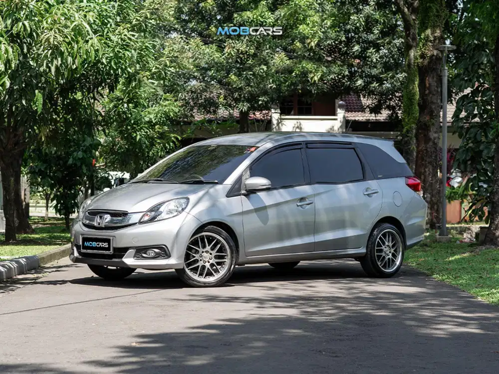 Mobilio E 1.5 MT 2016