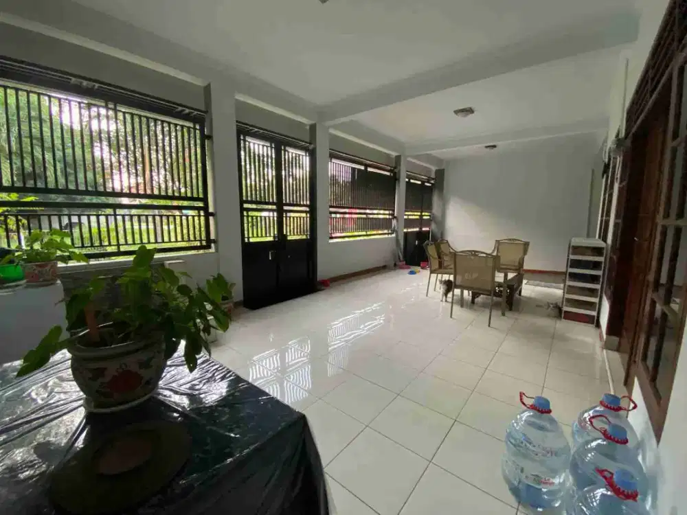 rumah luas bagus bebas banjir kreo larangan