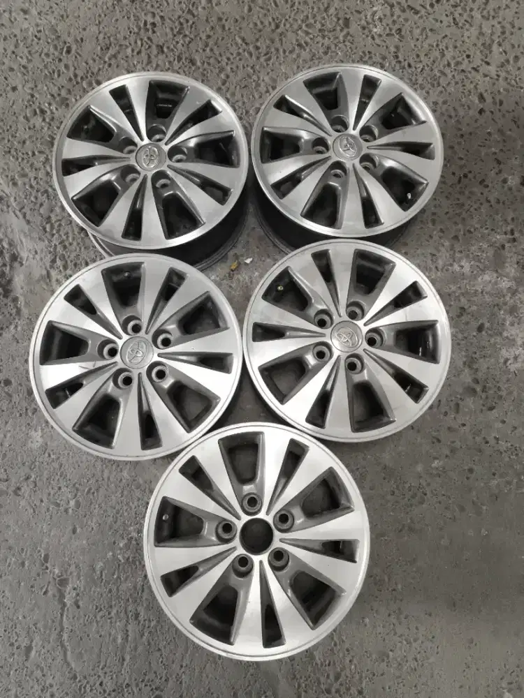 Velg Oem Innova V th 2015 .Ring 15