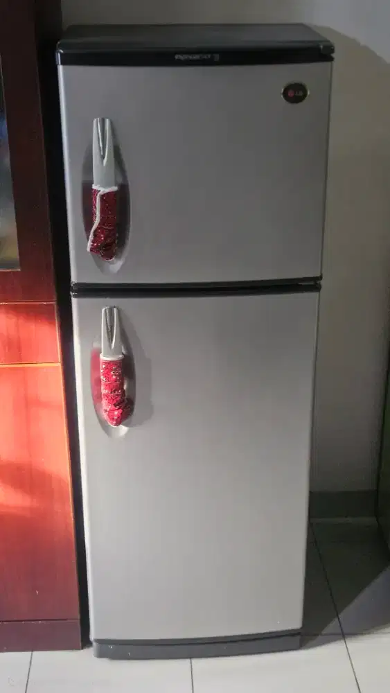 JUAL KULKAS BEKAS 2 PINTU
