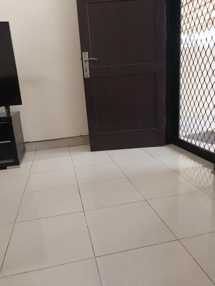 Pembantu rmh tangga