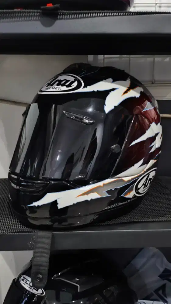 Helm Arai Signet r Collector item