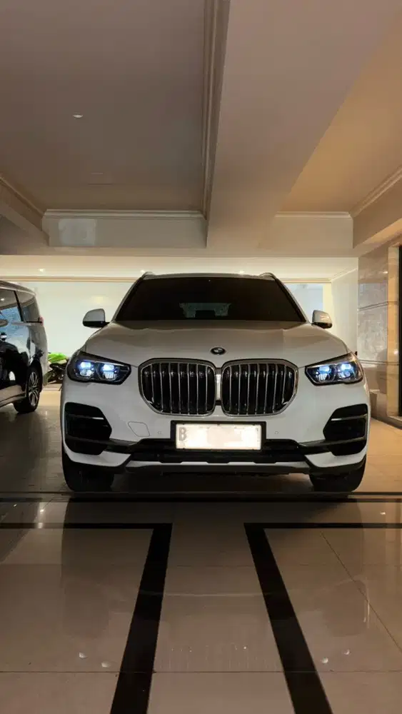 BMW X5 2022 Bensin