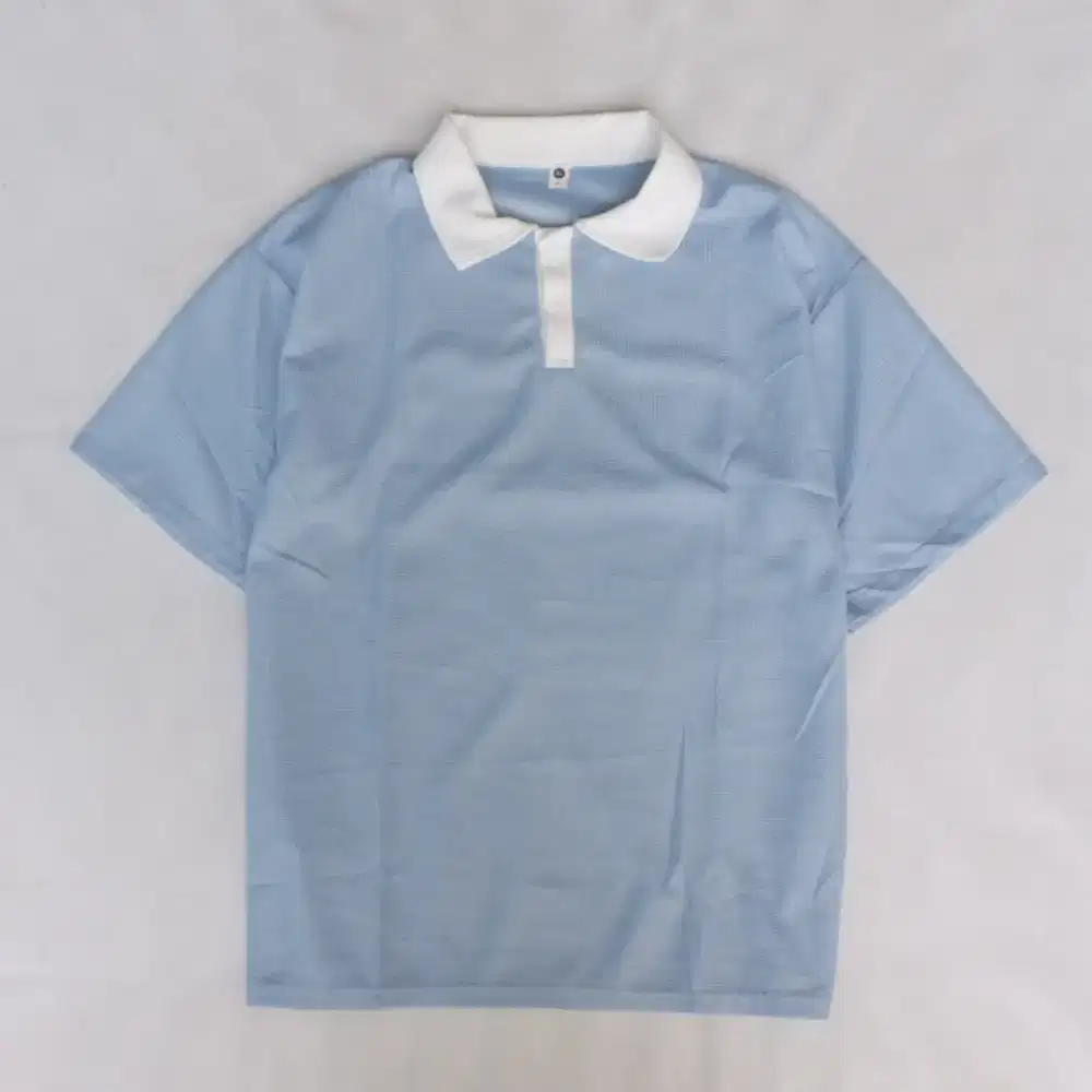 Polo shirt size L boxy