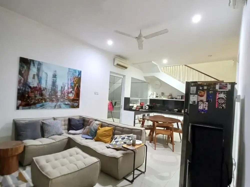 Rumah Modern 2 Lantai Layout Lapang di Discovery Bintaro UT-18330