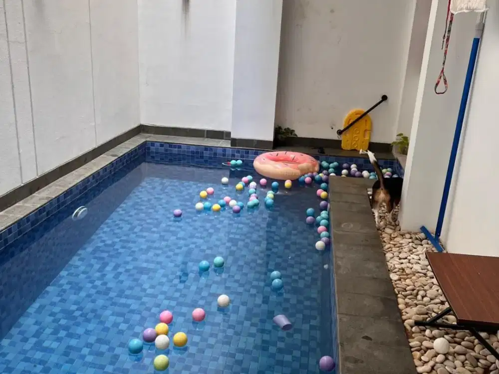NL.425 - Murah !! Dijual Rumah Jarang Ada 6x15 Ada Pool Siap Huni di Belakang Mall Kelapa Gading Hadap Timur