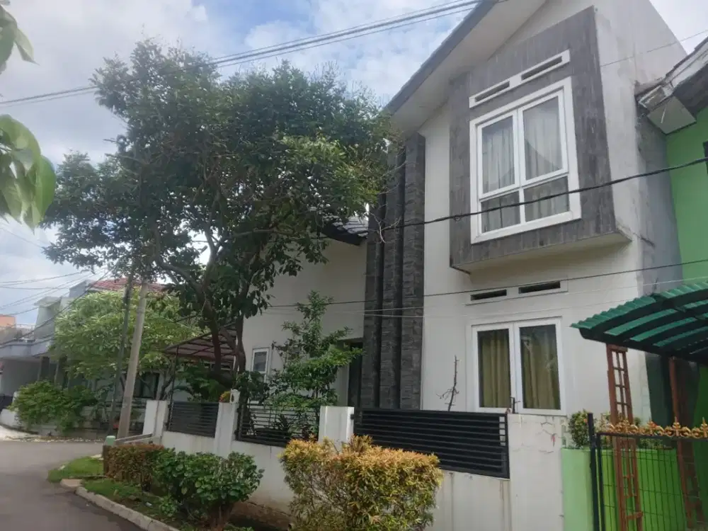 Dijual Rumah terawat dan siap huni di Jatibening,Bekasi Selatan