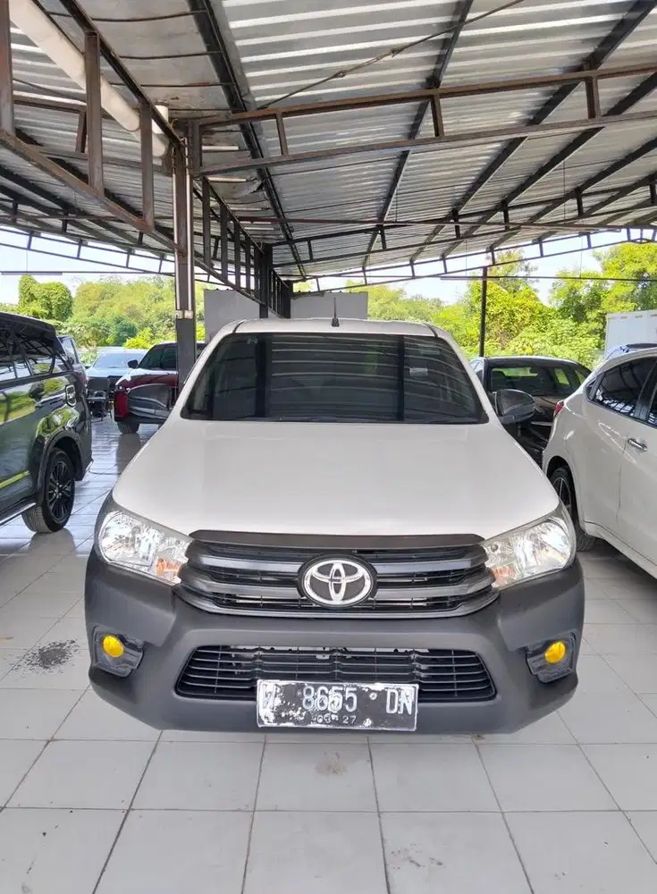 Hilux Pick Up 2.4 Diesel Manual, 2022