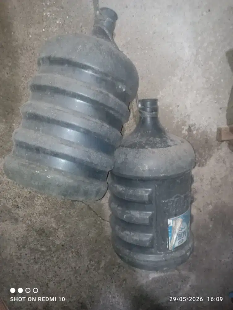 Gallon Aqua Bekas