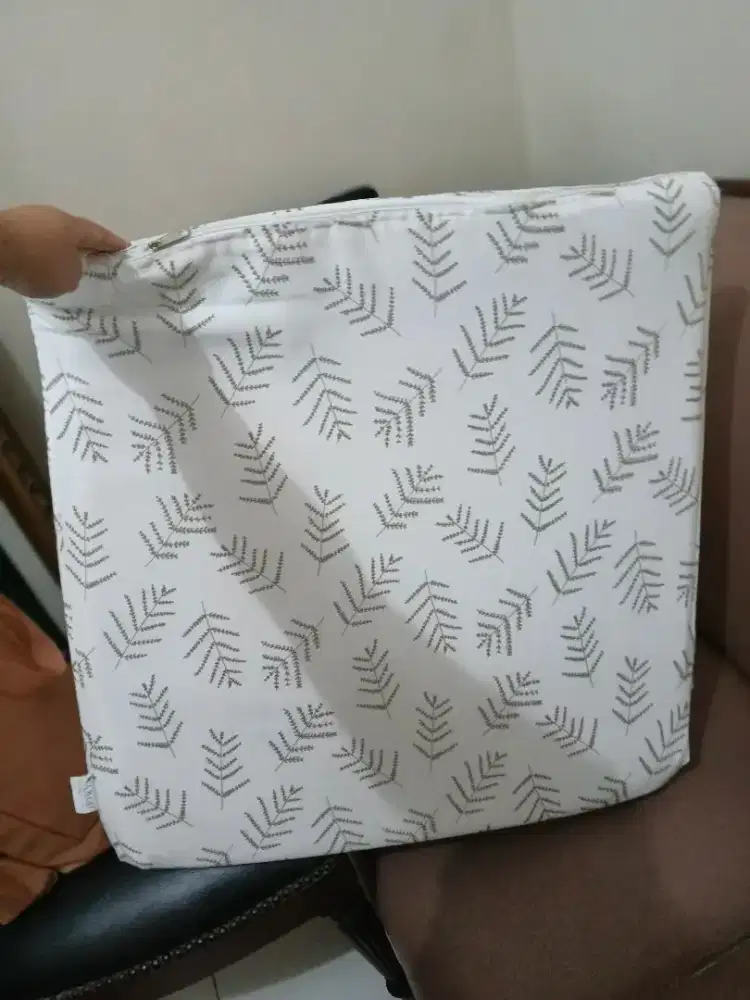 Vablo bedside pillow ( bantal gerd asam lambung besar ) memory foam