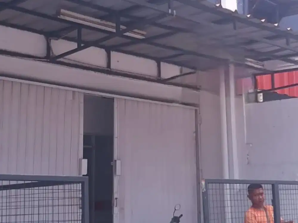 Di Jual Ruko Gandeng, 3 Lantai Baru Renovasi Di Tebet, Jakarta selatan