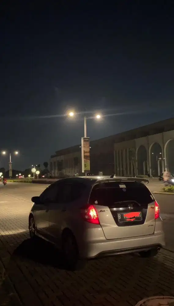 Honda Jazz 2010 Bensin
