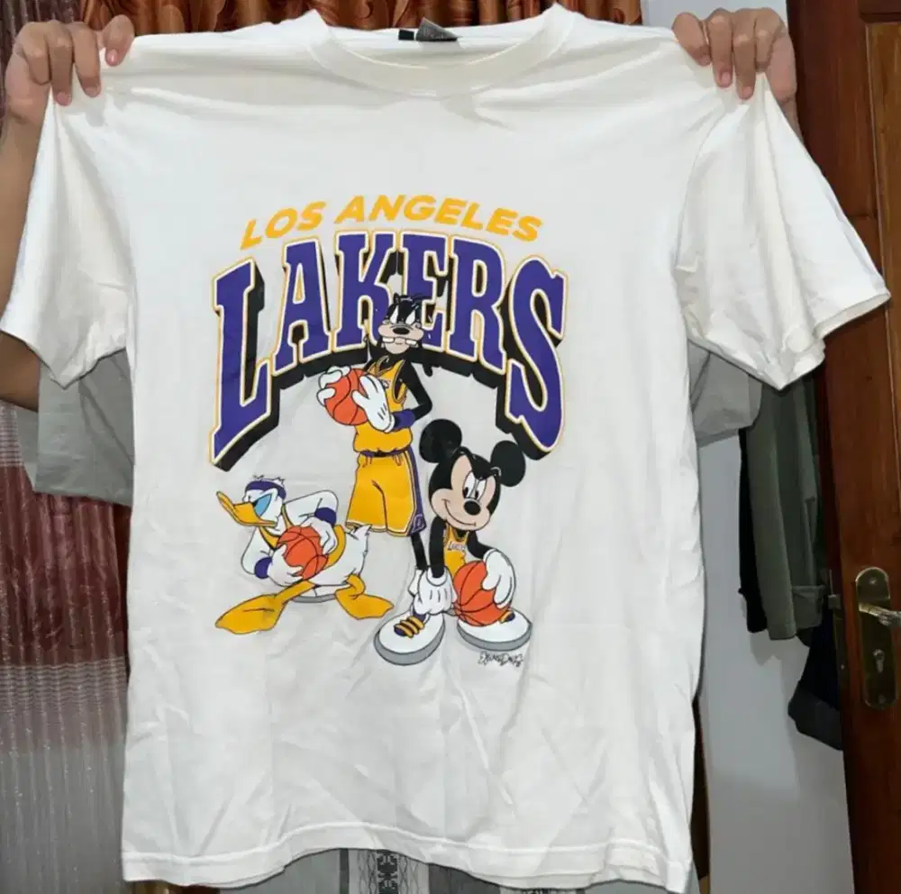 White T-shirt Bunny Lakers