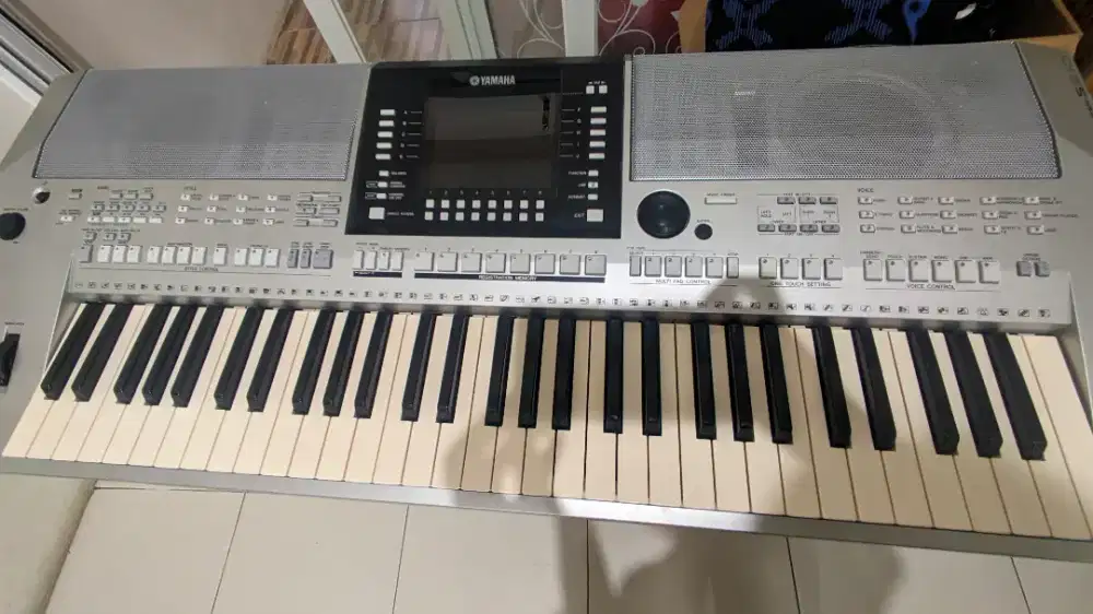 Keyboard Yamaha PSR-S910 Second Mulus No Minus - Siap Pakai