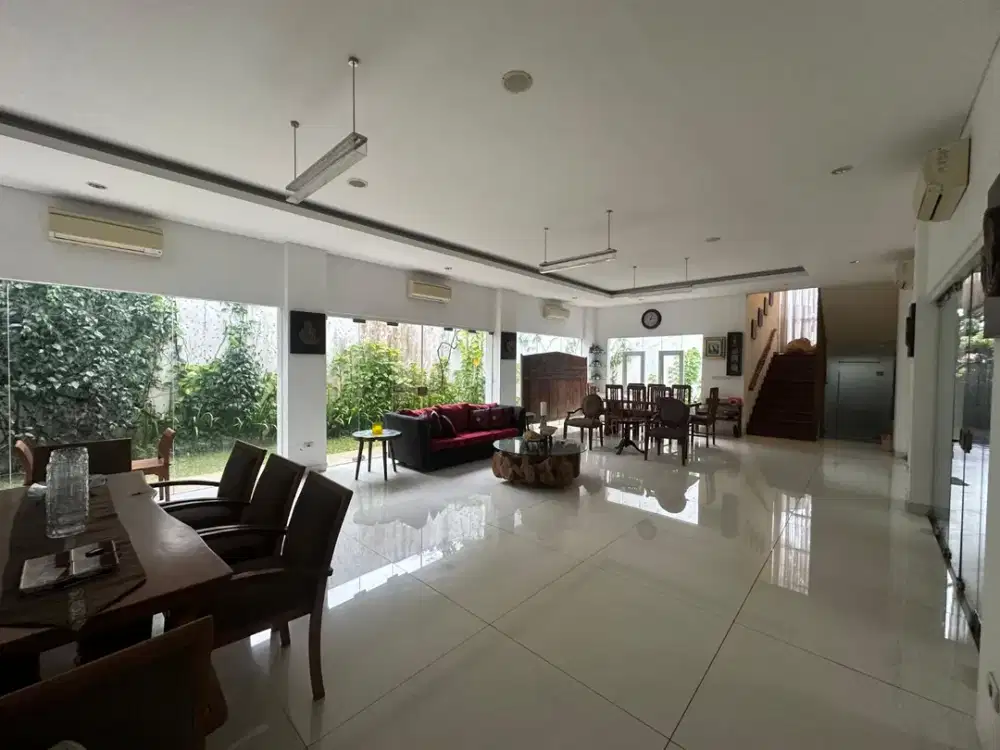 DIJUAL RUMAH CANTIK SEPERTI VILLA BALI  SUTERA BUANA ALAM SUTERA