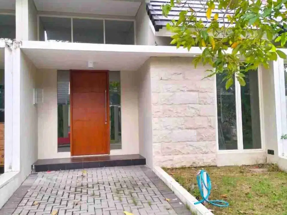 Rumah Northwest Park Citraland Utara Surabaya Barat Murah. Ron.A3122