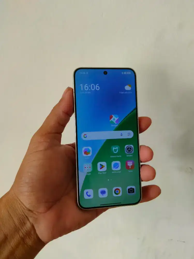 Xiaomi 15 Ram 12/512 Gb Unit Only Resmi Nominus TT Hp Lain