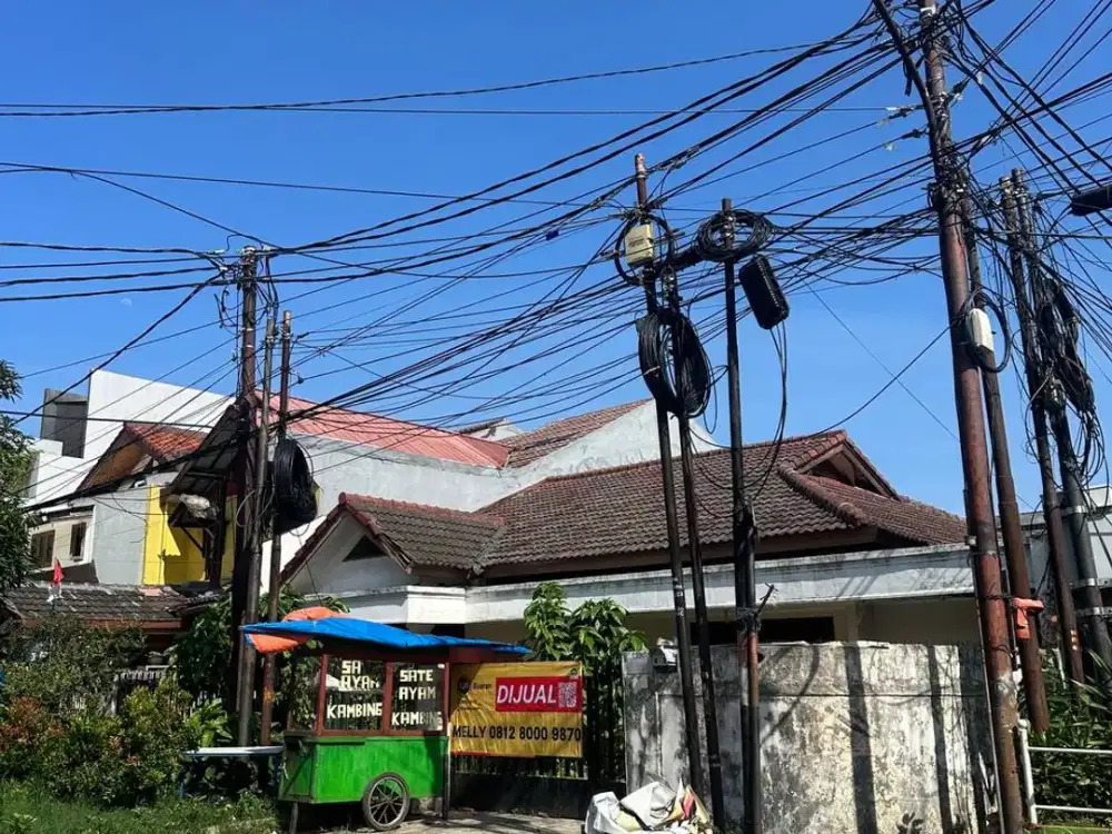 Rumah Asri di Komplek Pondok Bambu Jakarta Timur