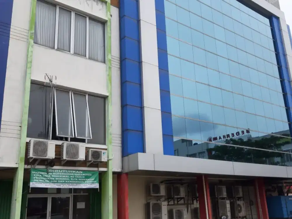 Ruko Strategis 3 Lantai Sebelah BCA di Bekasi Town Square – Lokasi Ramai & Prospektif!